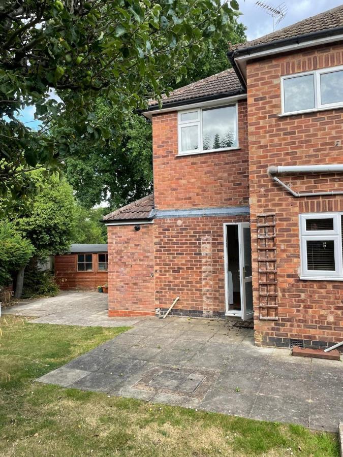 5 Bed House, 32 Tutbury Avenue, Cannon Park, Coventry, Cv4 7Bj Villa Buitenkant foto