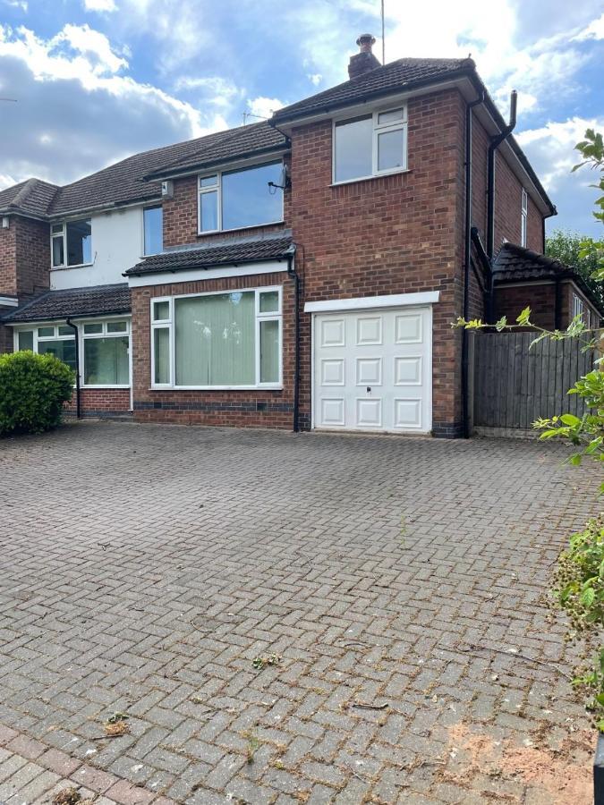 5 Bed House, 32 Tutbury Avenue, Cannon Park, Coventry, Cv4 7Bj Villa Buitenkant foto
