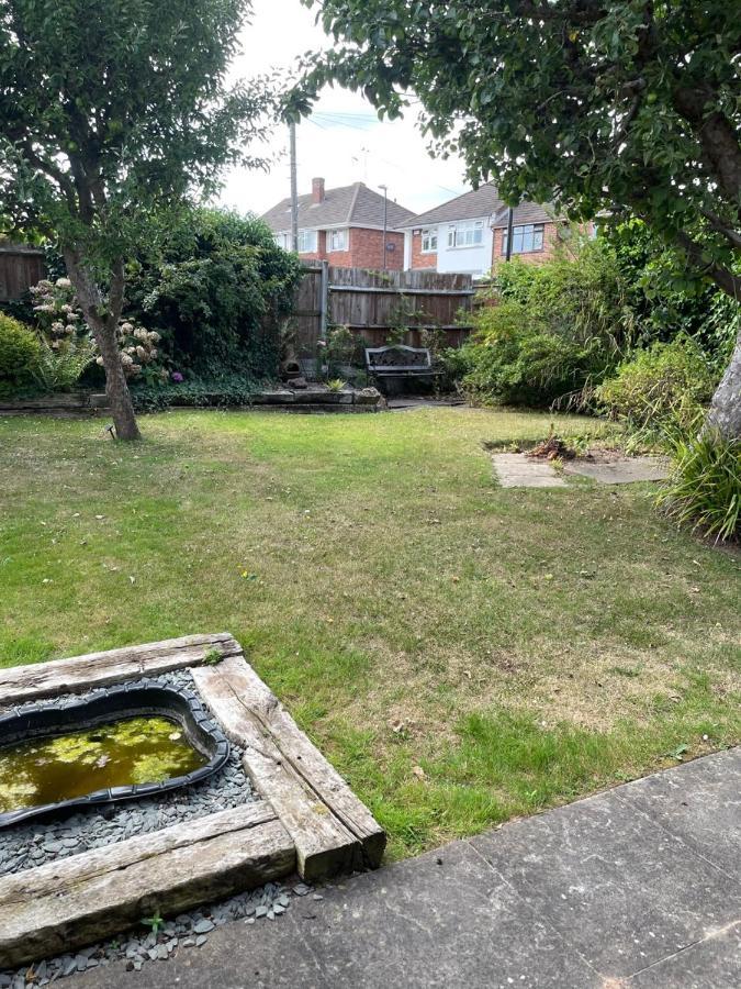 5 Bed House, 32 Tutbury Avenue, Cannon Park, Coventry, Cv4 7Bj Villa Buitenkant foto